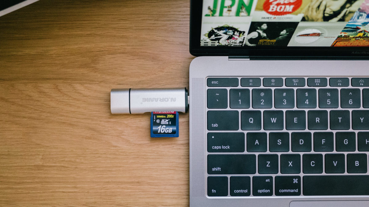 N.ORANIE USB-C SDカードリーダーをレビュー
