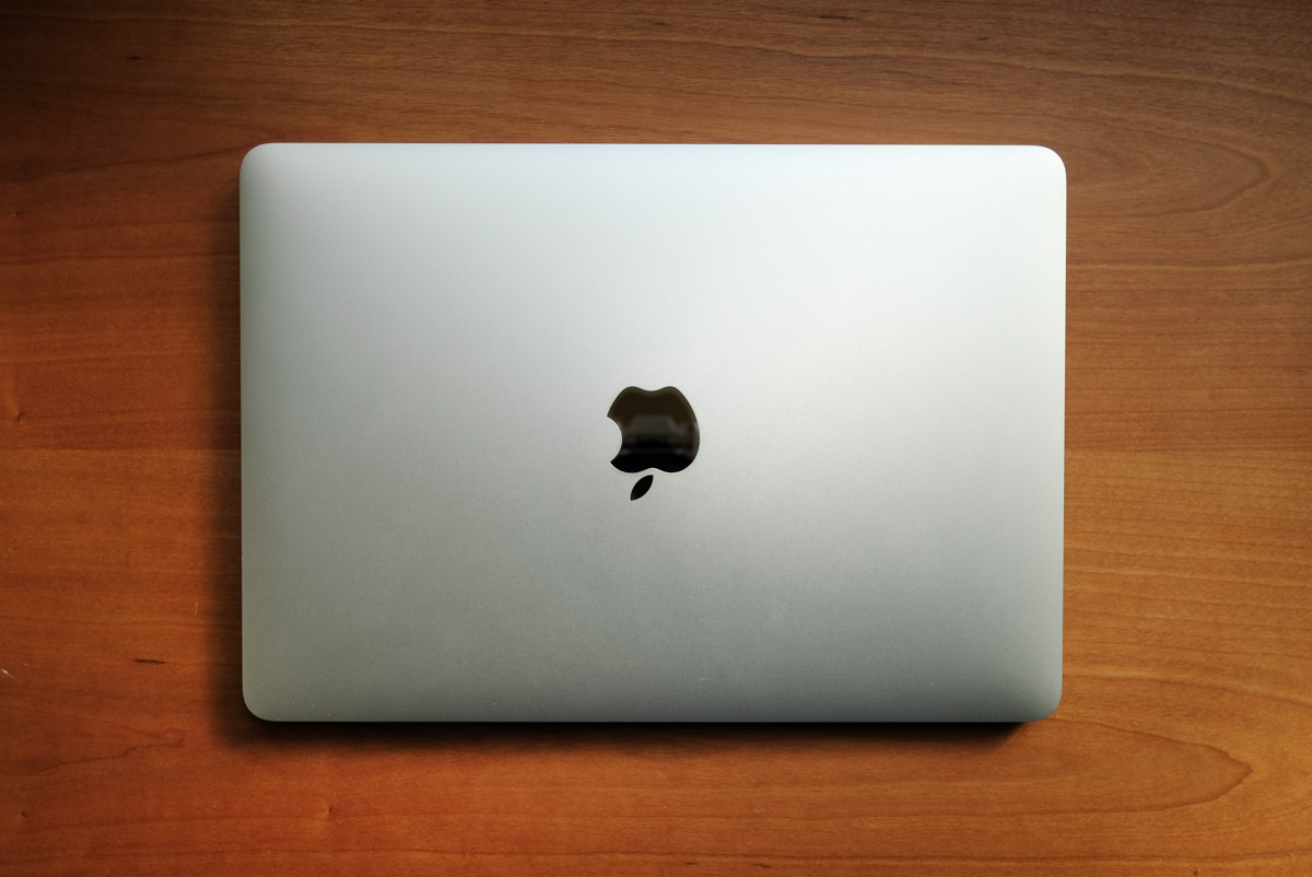 MacBook 12インチ シルバー Core m3/8GB/256GB