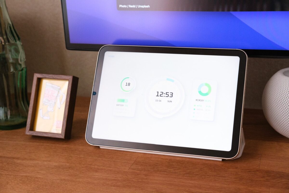 iPhone・iPadを作業効率化アップの置時計にするアプリ「MD Clock」